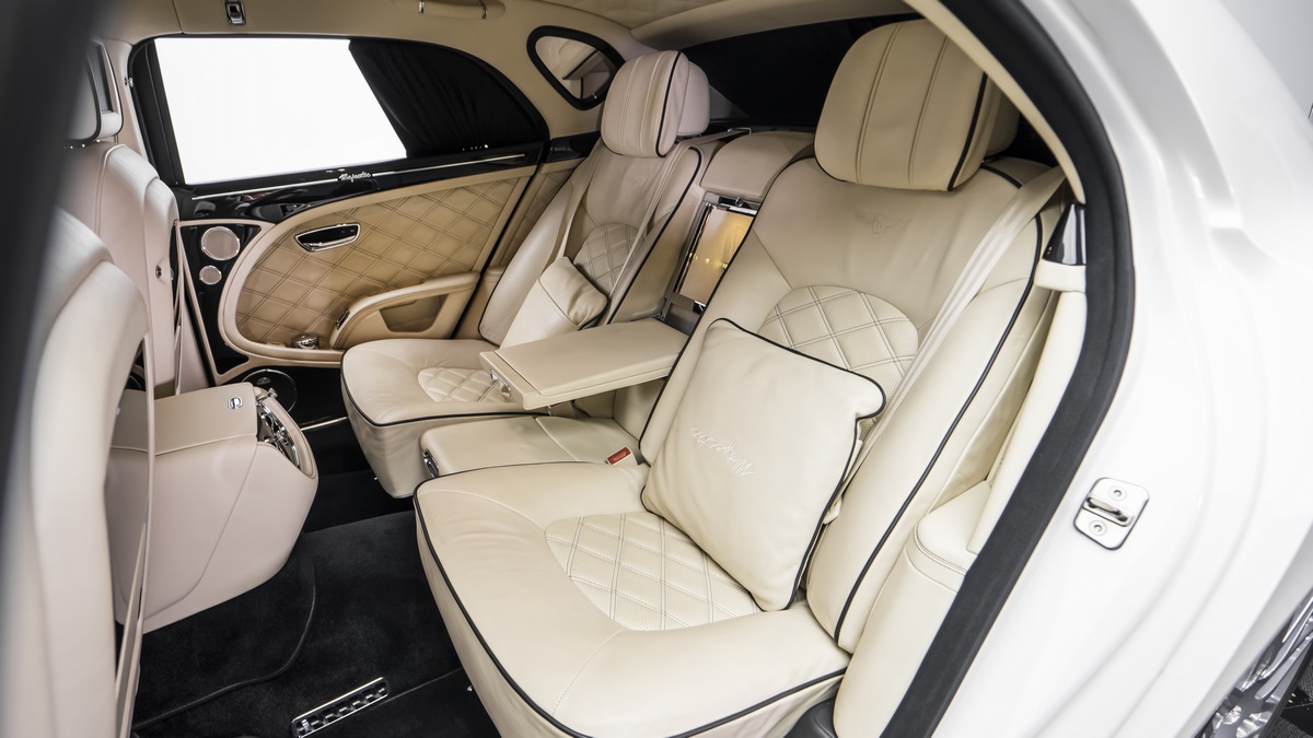 2015 Bentley Mulsanne Majestic 1 of 5, 13/21