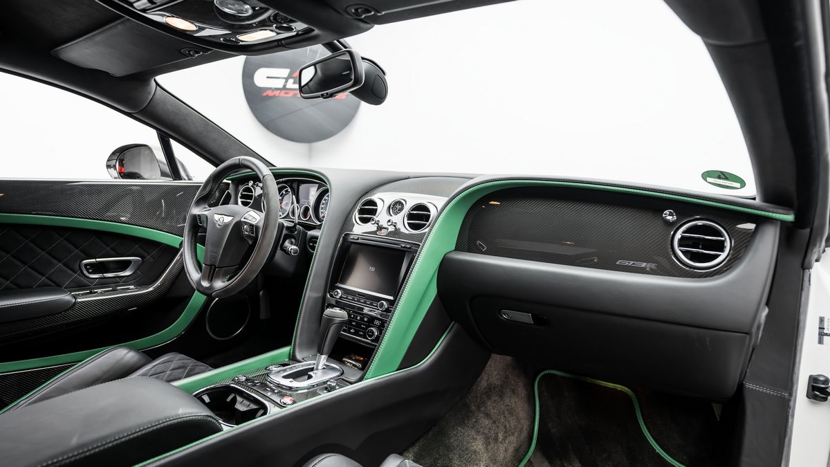 2015 Bentley Continental GT3-R, 18/20