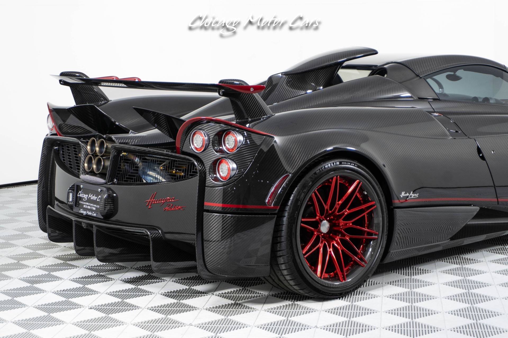 2017 Pagani Huayra Roadster, 19/20