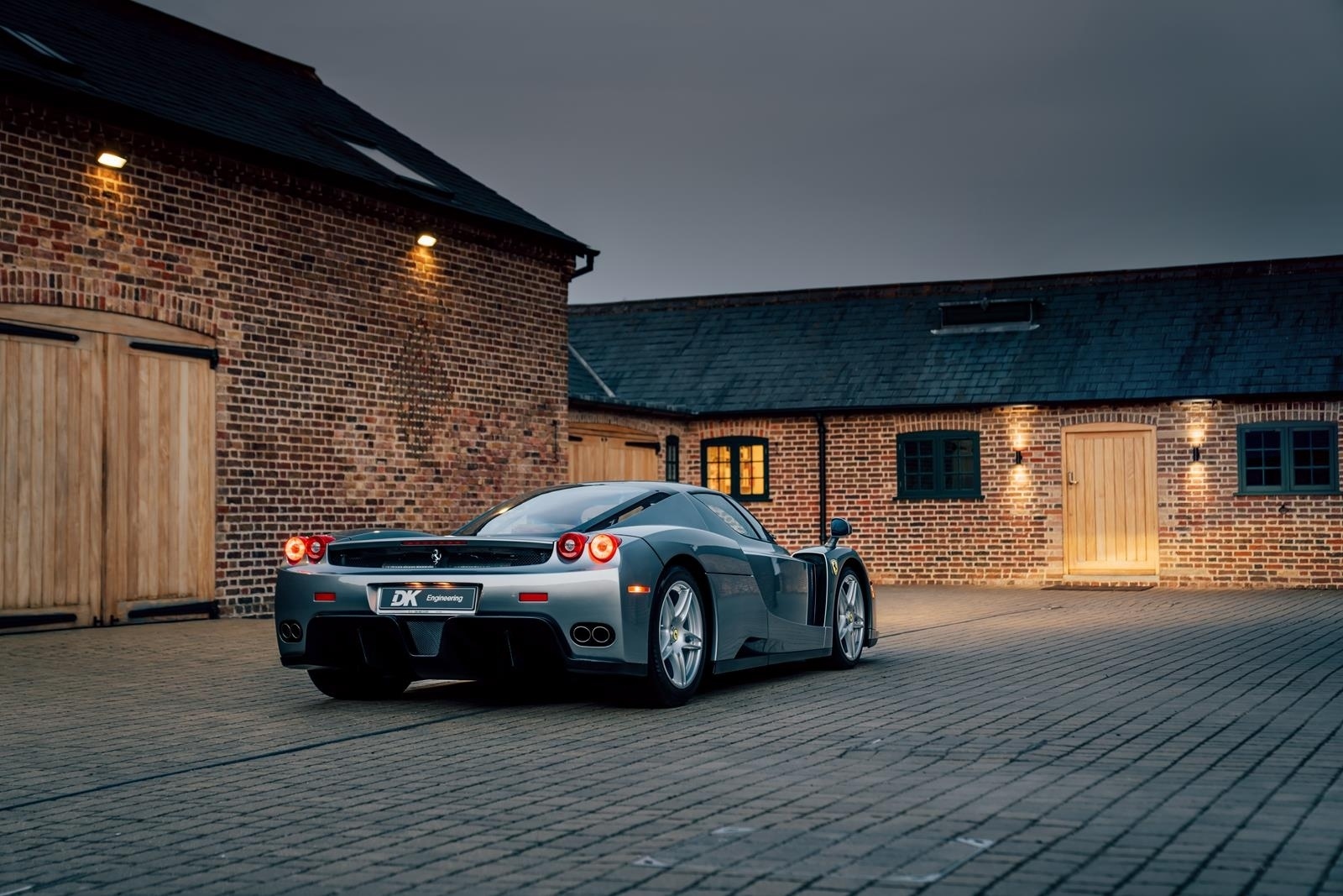 2004 Ferrari Enzo, 2/20
