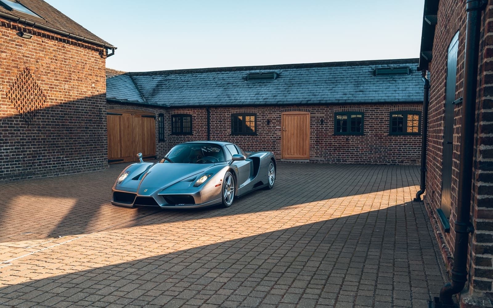 2004 Ferrari Enzo, 8/20