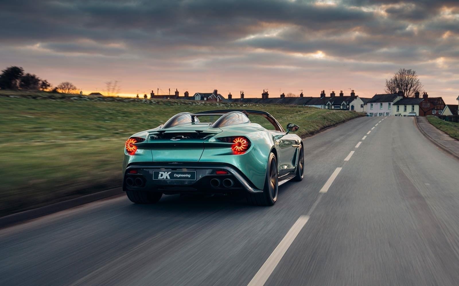 2018 Aston Martin Vanquish Zagato Speedster, 2/17