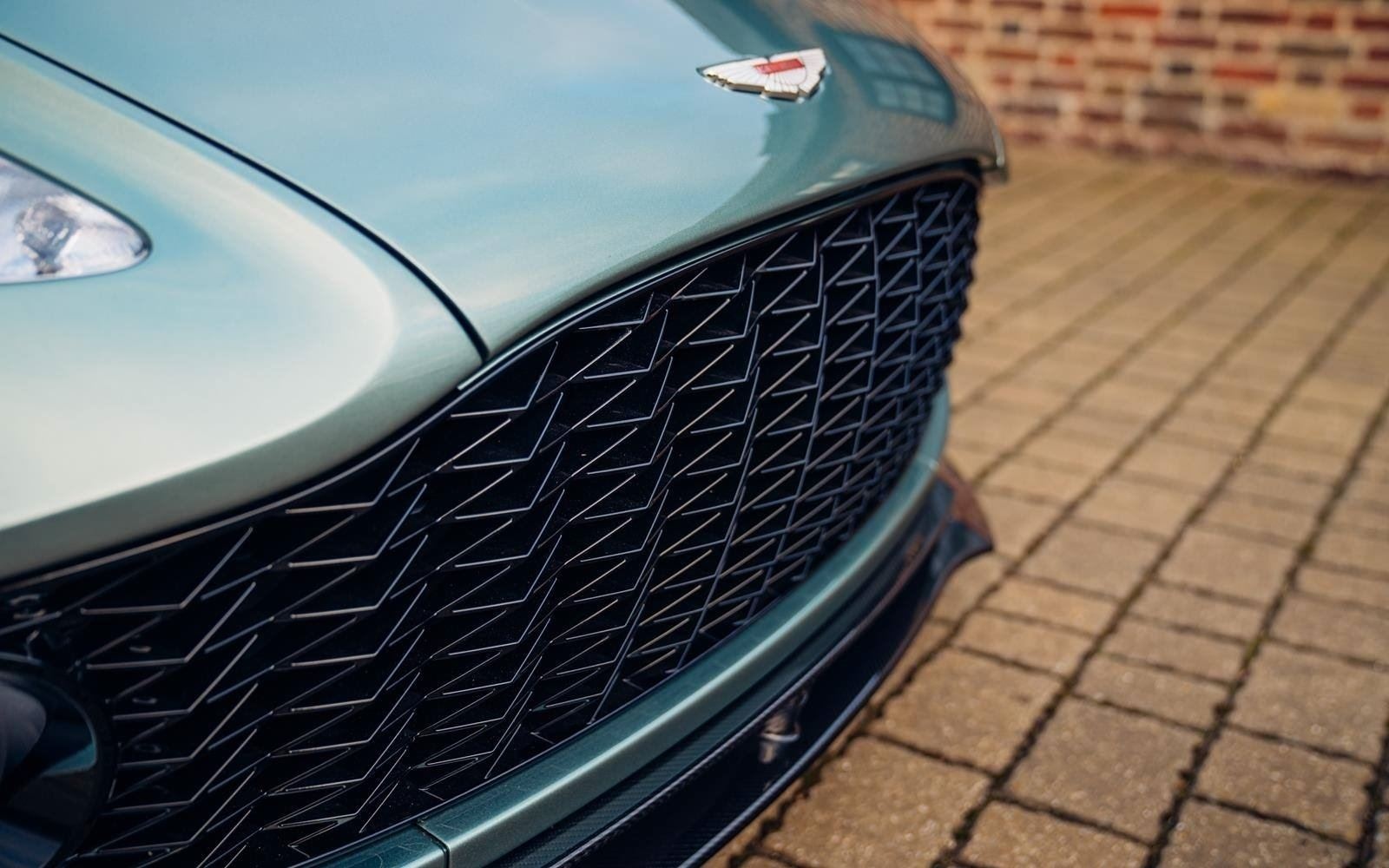 2018 Aston Martin Vanquish Zagato Speedster, 14/17