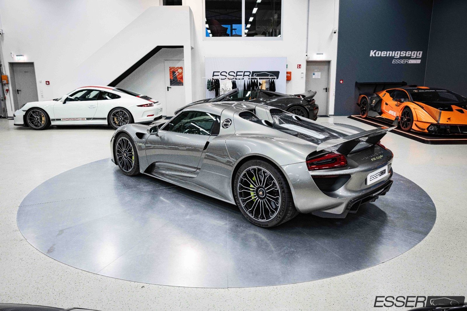 2015 PORSCHE 918 SPYDER, 5/20