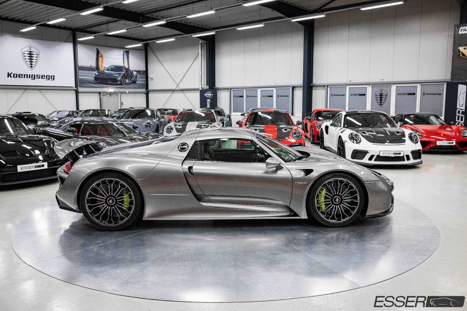 2015 PORSCHE 918 SPYDER, 8/20