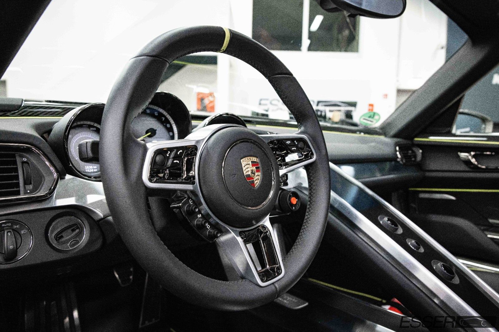 2015 PORSCHE 918 SPYDER, 11/20
