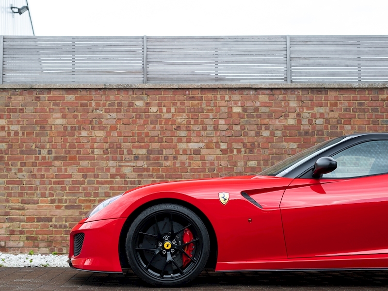 2010 Ferrari 599 GTO LHD, 18/20