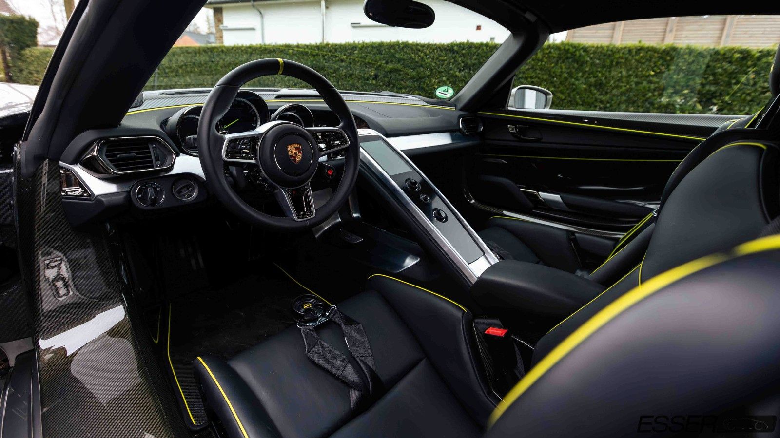 2015 PORSCHE 918 SPYDER, 19/20