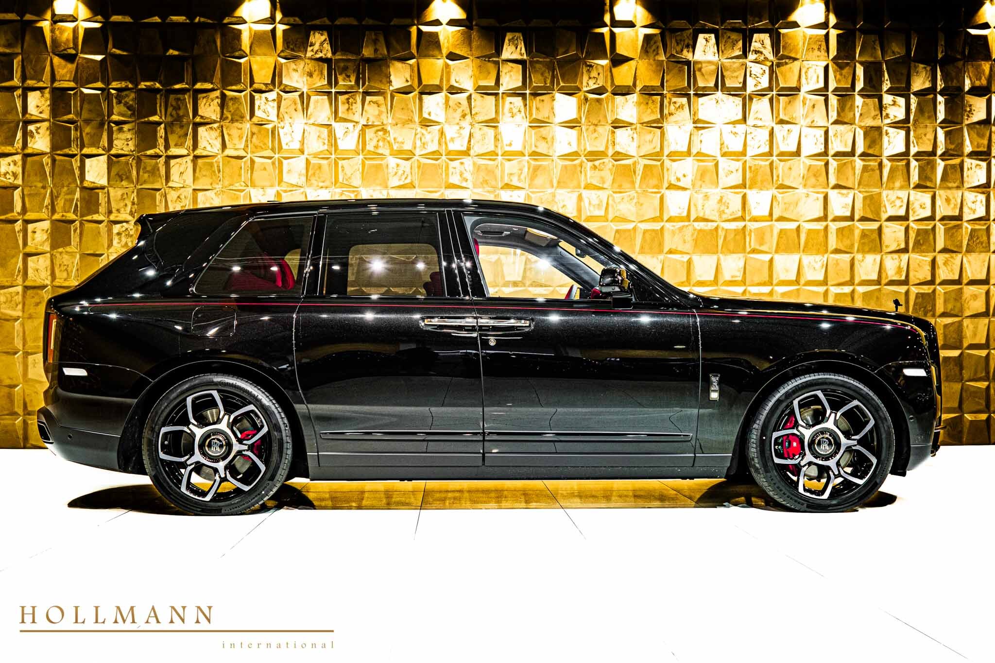 2024 Rolls-Royce Cullinan Black Badge, 2/18