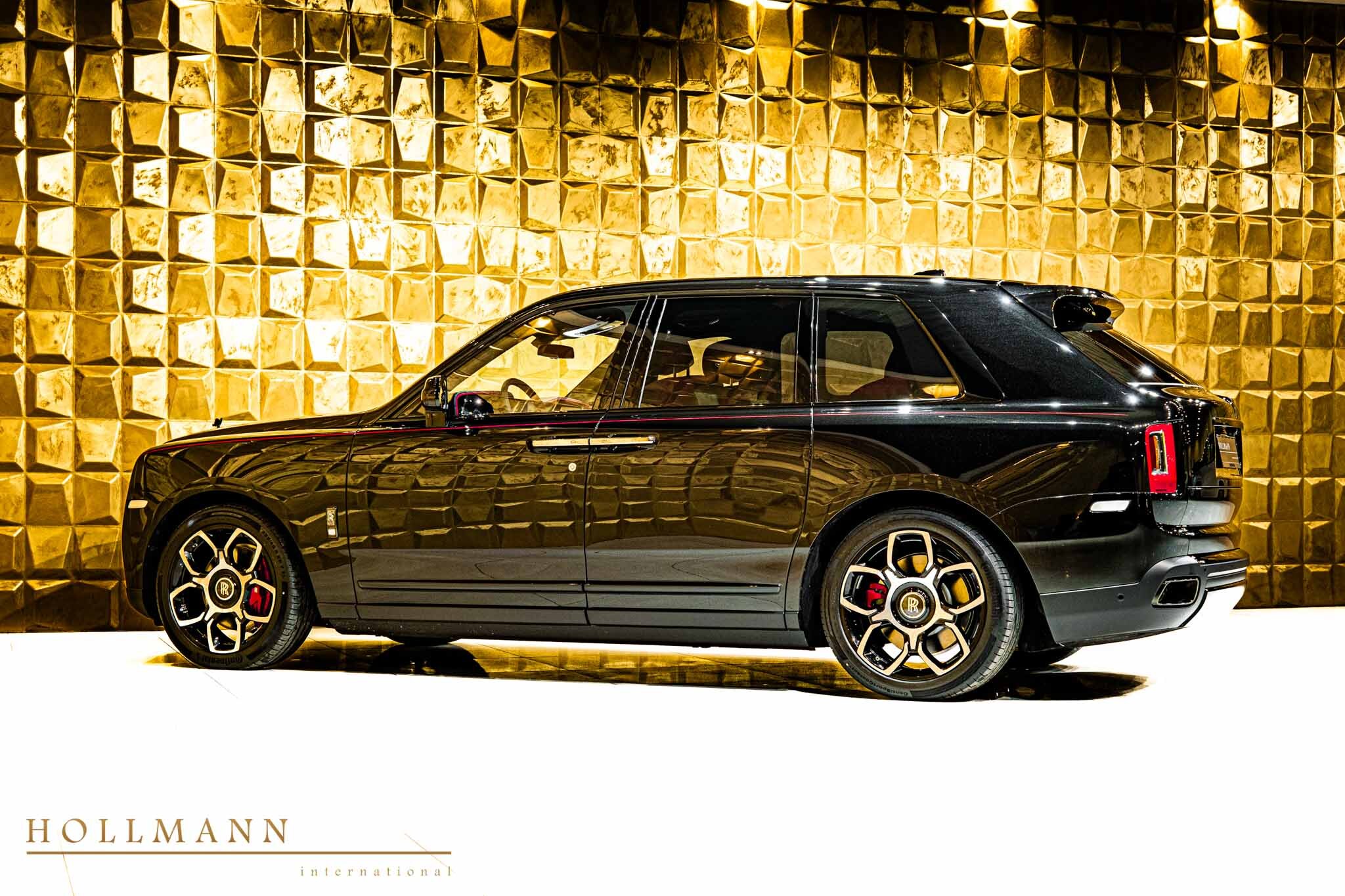 2024 Rolls-Royce Cullinan Black Badge, 6/18