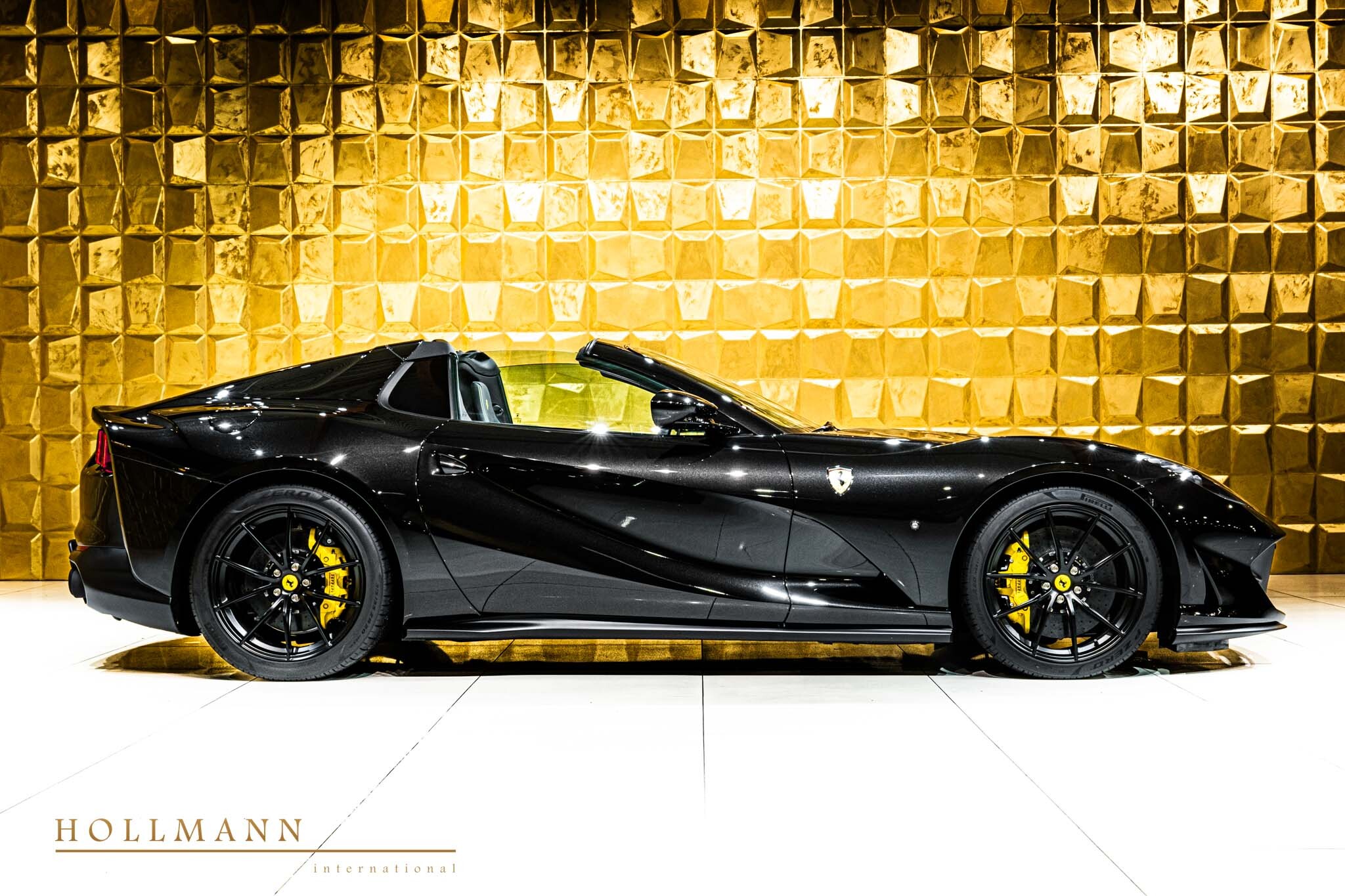 2023 Ferrari 812 GTS, 5/20