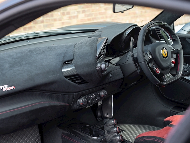 2019 Ferrari 488 Pista, 15/20