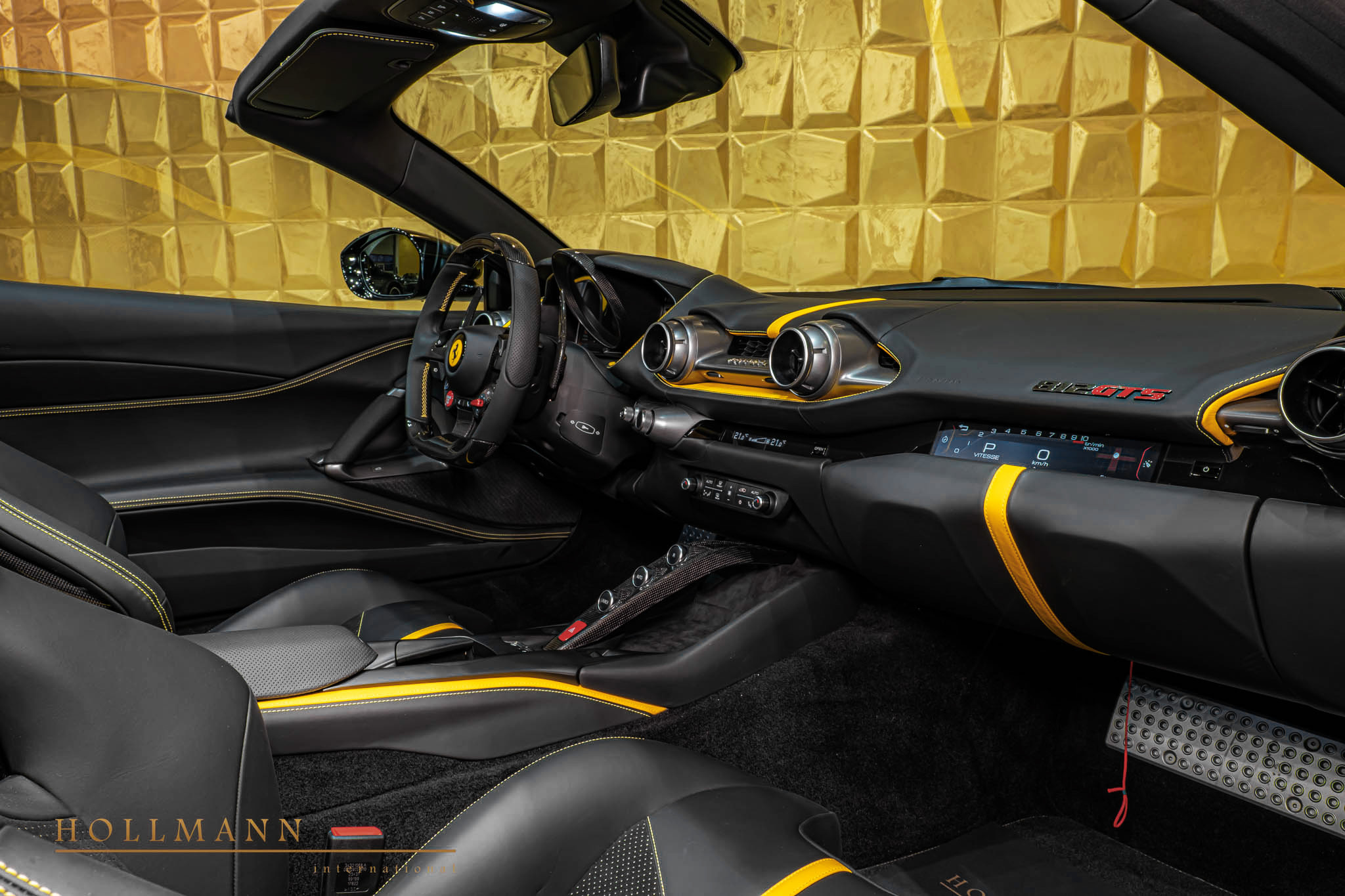 2023 Ferrari 812 GTS, 16/20