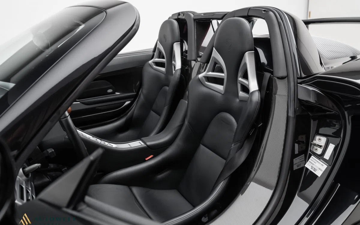 2005 Porsche Carrera GT interior, seats
