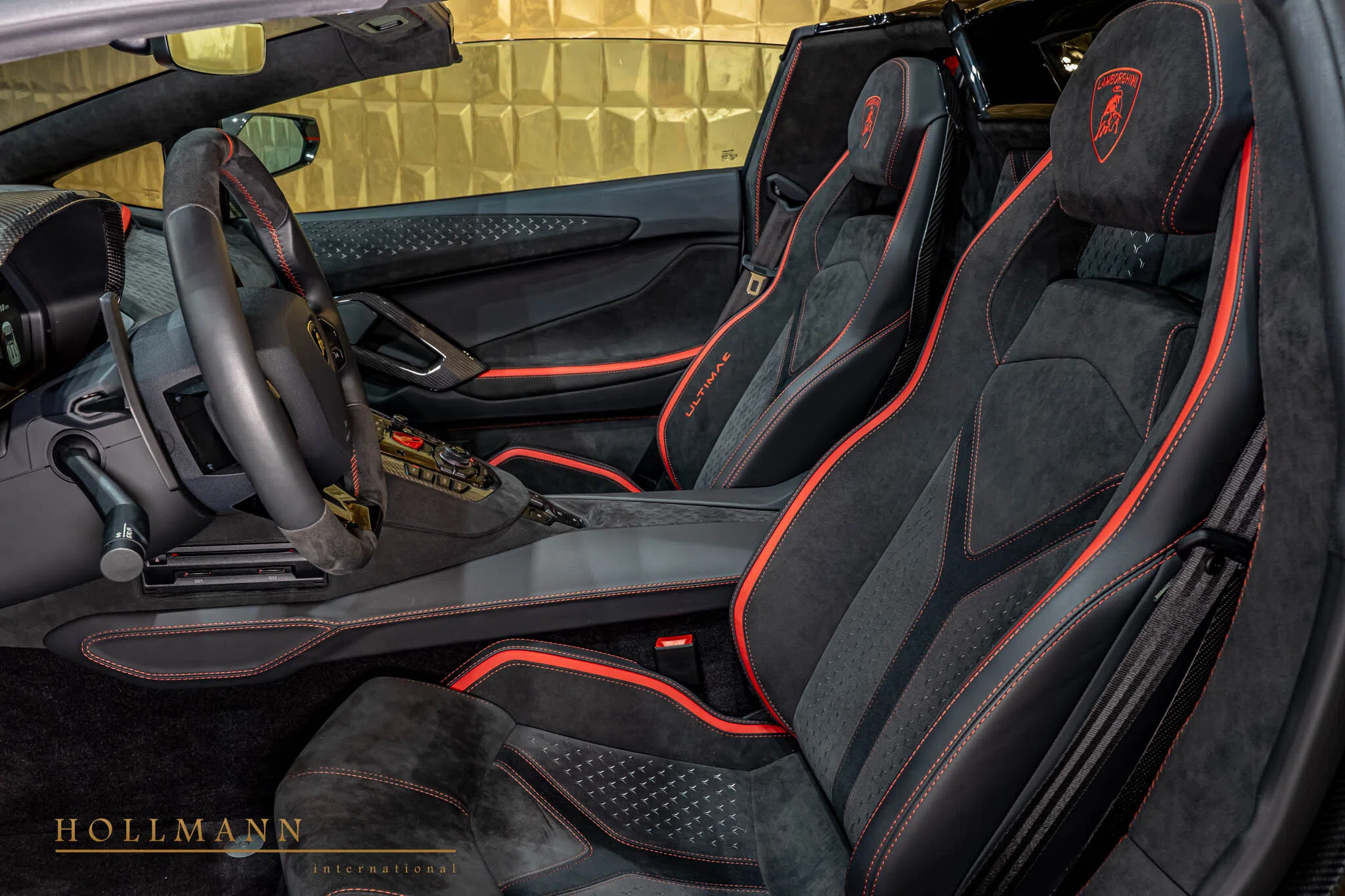 2022 Lamborghini Aventador LP 780-4 Ultimae Roadster interior, seats