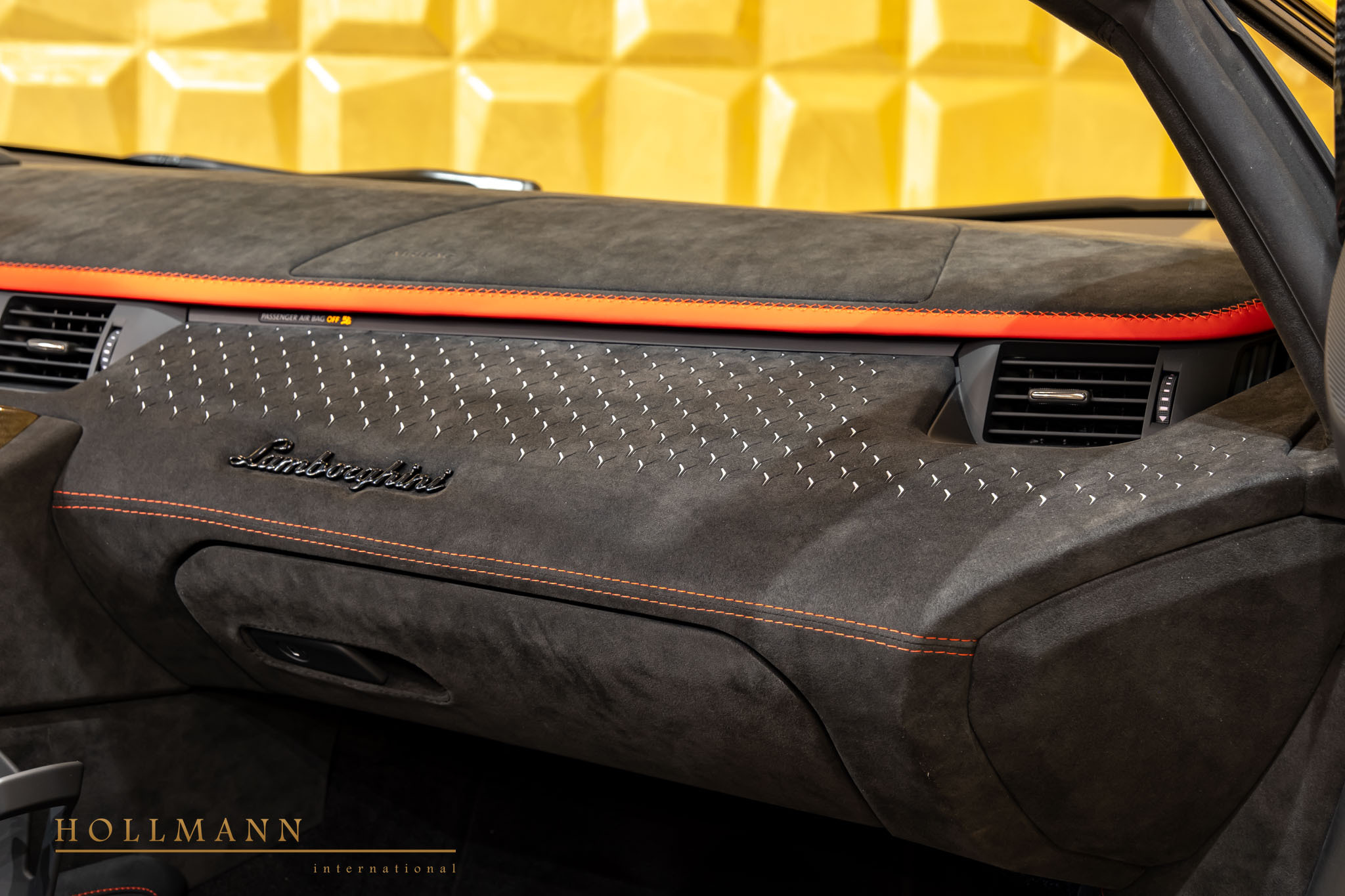2022 Lamborghini Aventador LP 780-4 Ultimae Roadster, 18/19