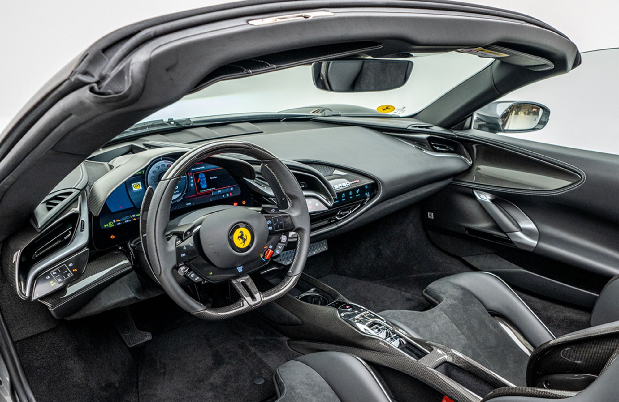 2023 Ferrari SF90 Spider Assetto Fiorano, 7/20