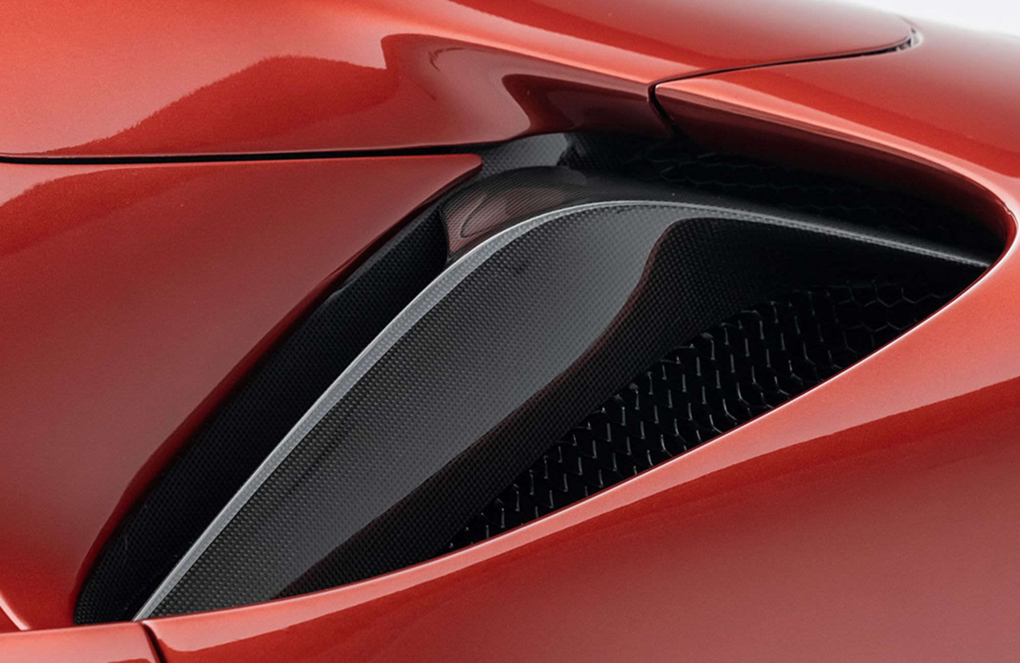 2023 Ferrari SF90 Spider, 18/20