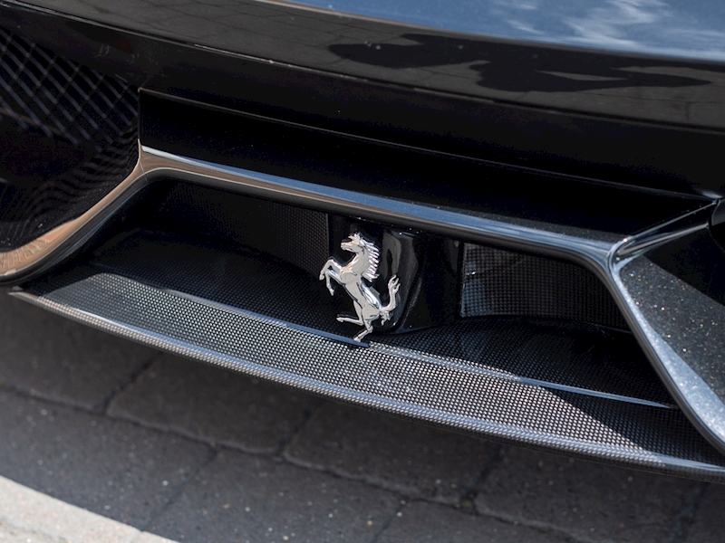 2015 Ferrari 458 Speciale, 19/20