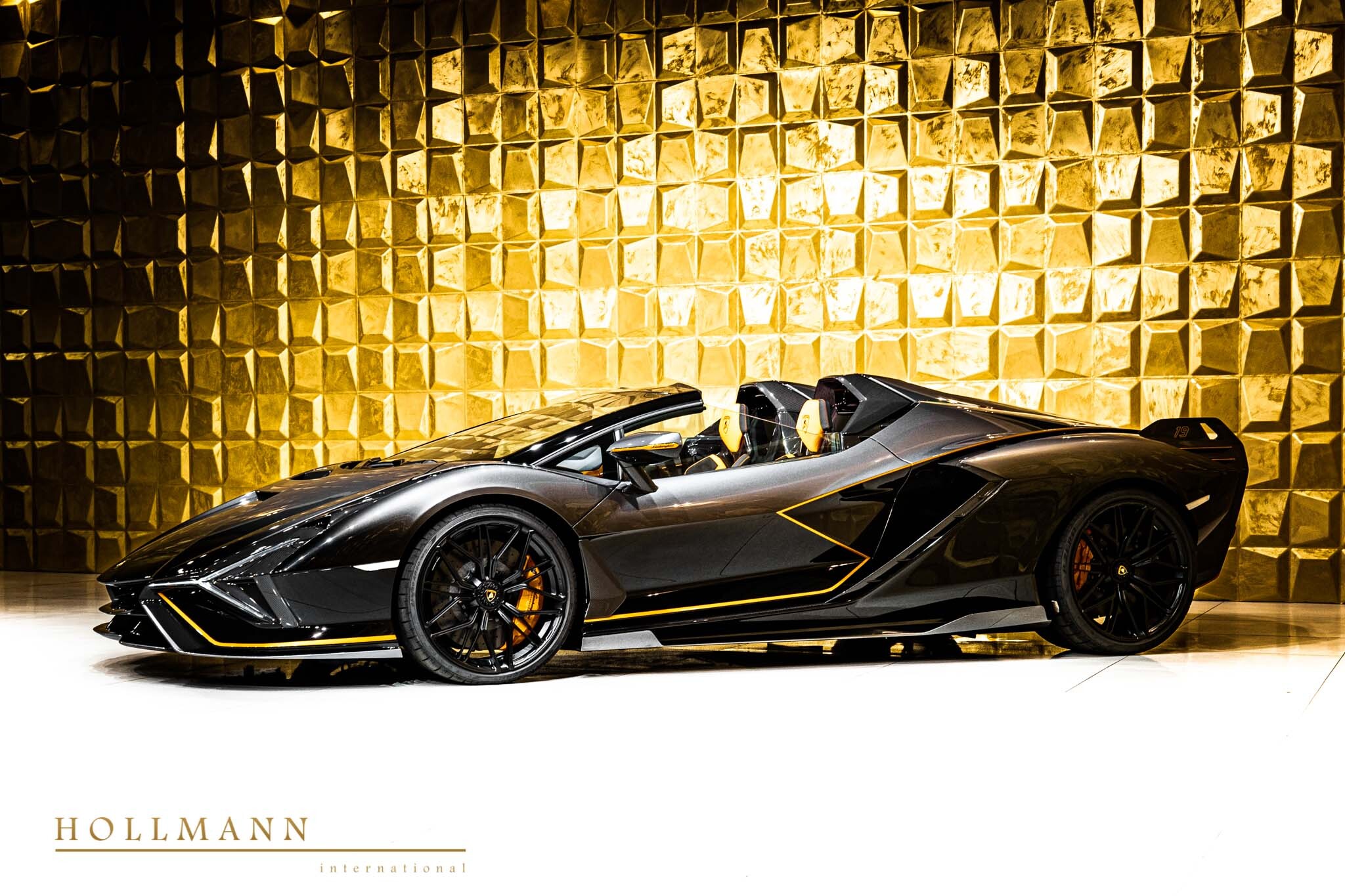 2023 Lamborghini Sián Roadster, 10/23