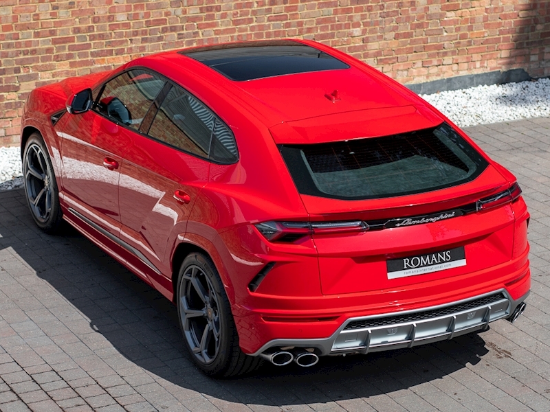 2019 Lamborghini Urus, 2/20