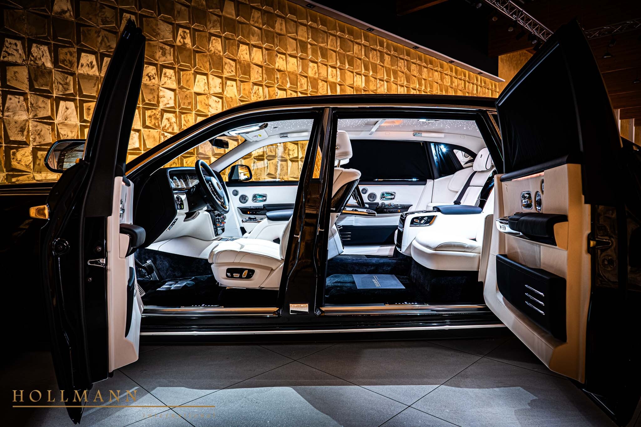 2024 Rolls-Royce Phantom EWB, 9/20