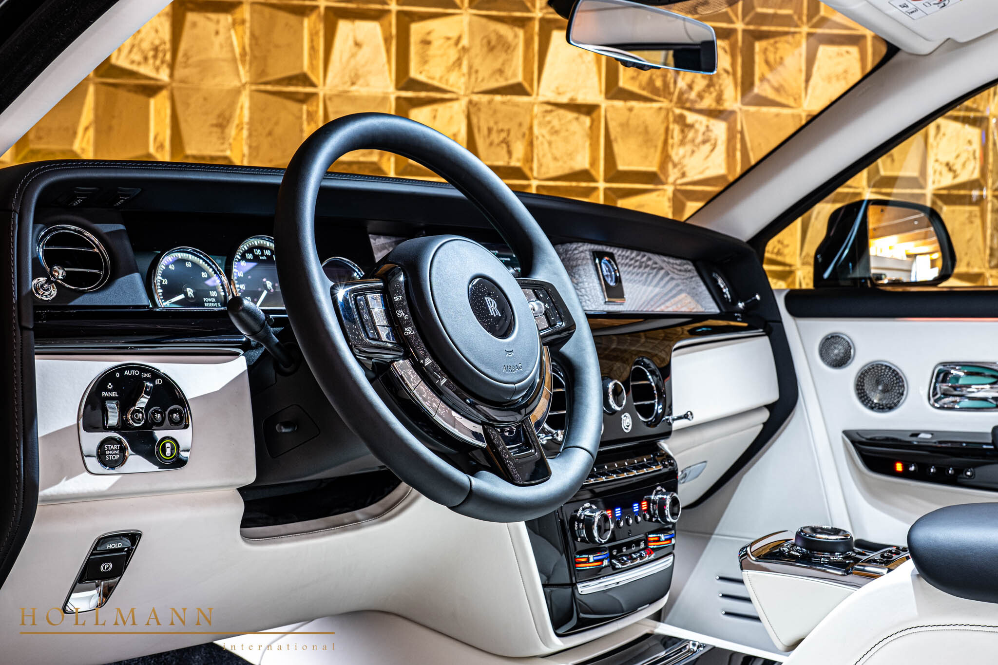 2024 Rolls-Royce Phantom EWB, 10/20