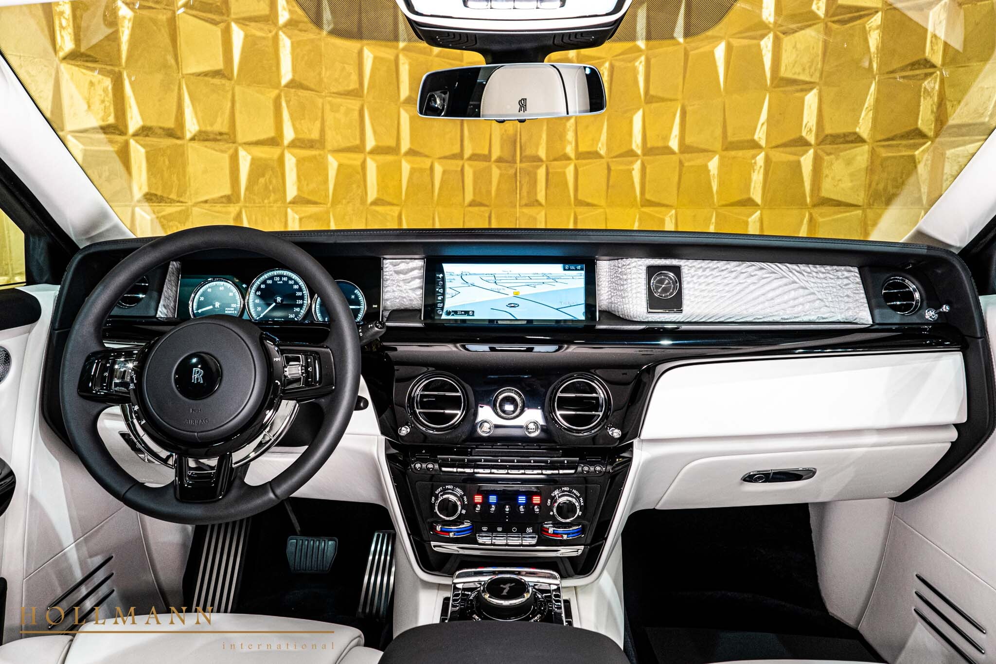 2024 Rolls-Royce Phantom EWB, 14/20