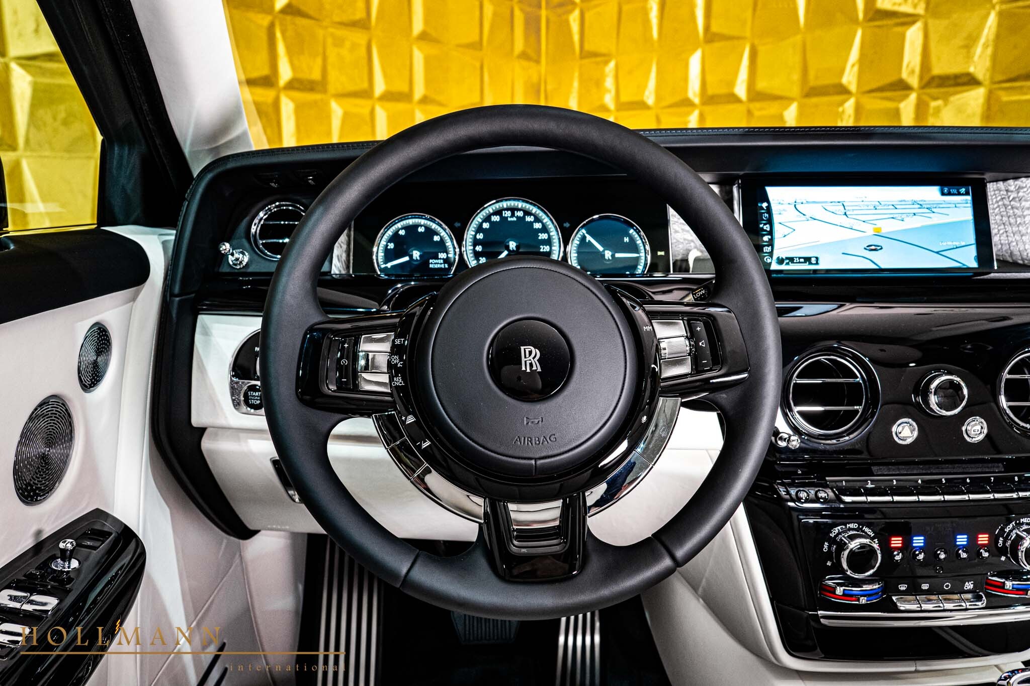 2024 Rolls-Royce Phantom EWB, 15/20