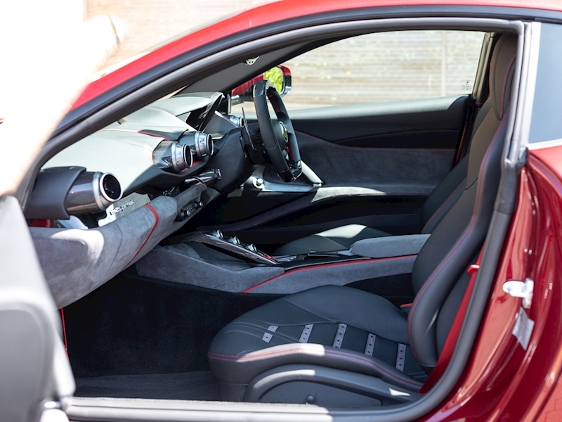 2019 Ferrari 812 Superfast, 5/20