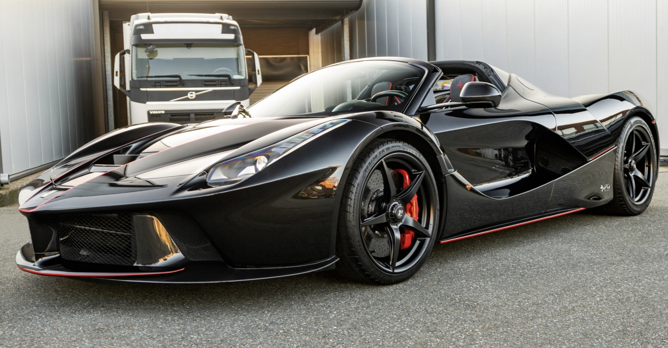 2016 Ferrari LaFerrari Aperta