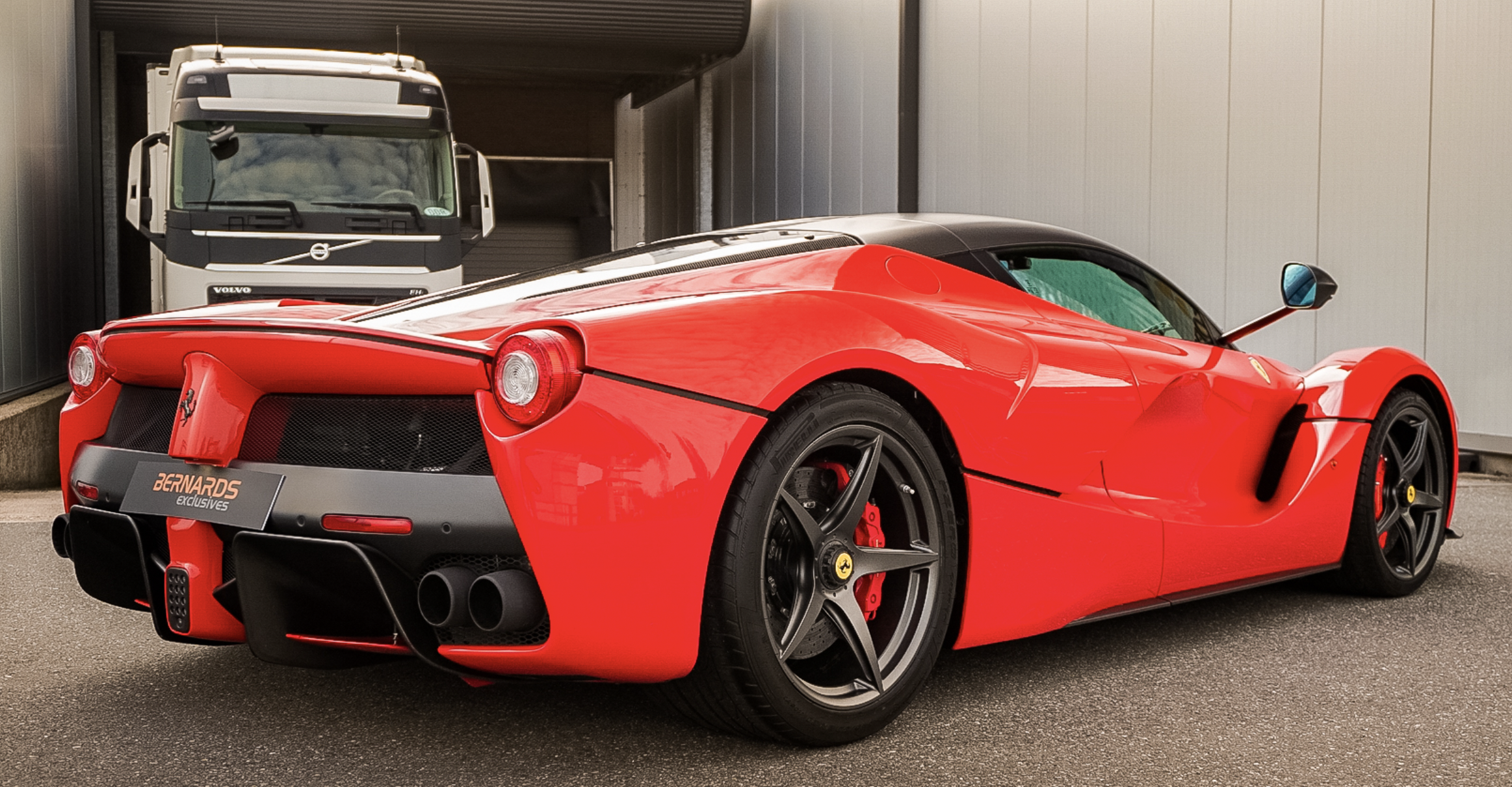 2016 Ferrari LaFerrari, 2/7