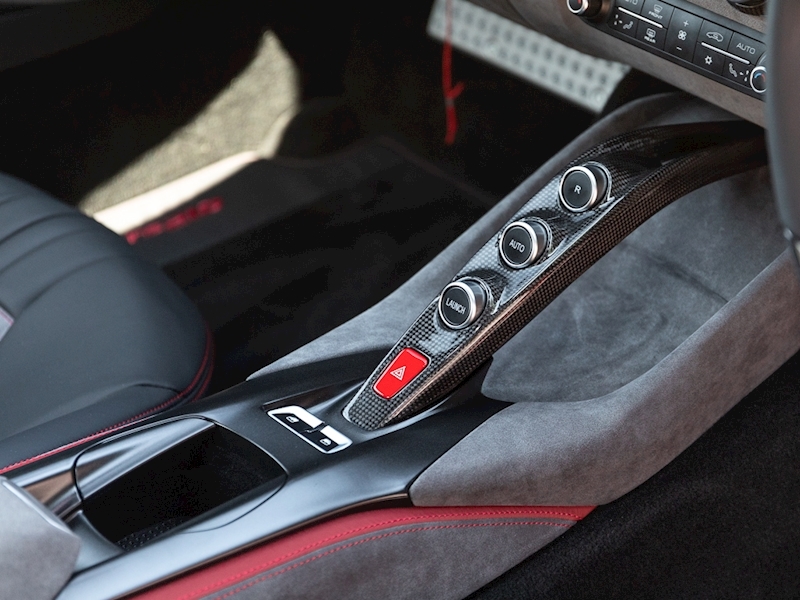 2019 Ferrari 812 Superfast, 16/20