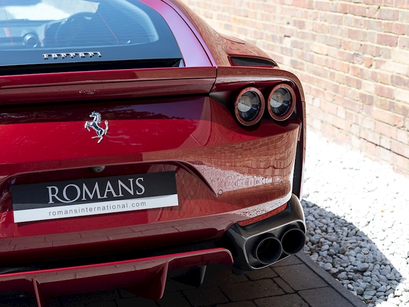 2019 Ferrari 812 Superfast, 18/20