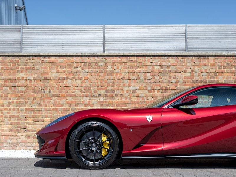 2019 Ferrari 812 Superfast, 19/20
