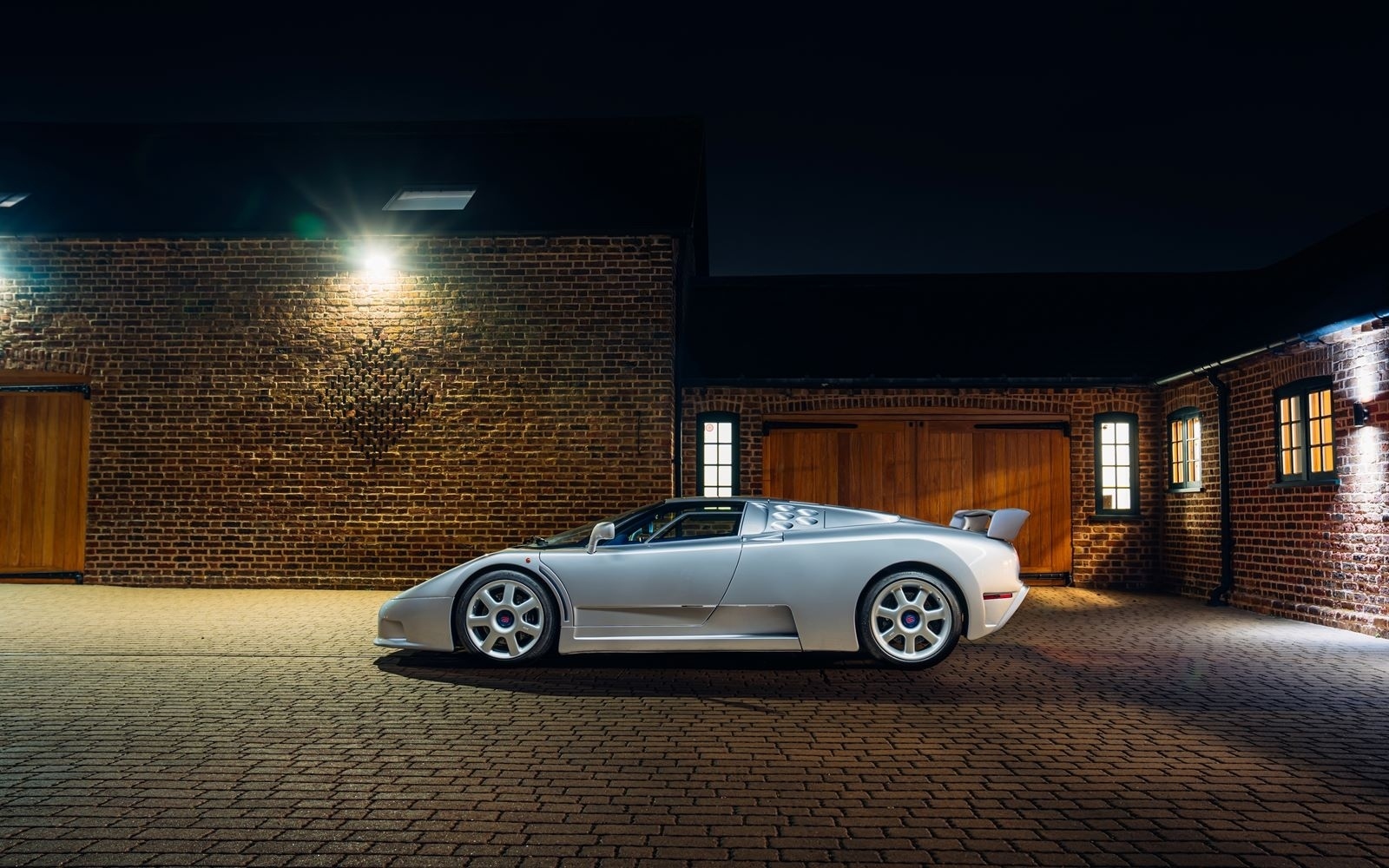 1994 Bugatti EB110 Super Sport Prototype, 4/17