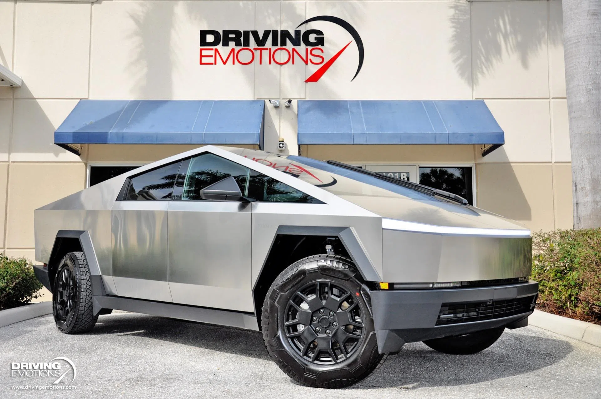 2024 Tesla Cybertruck