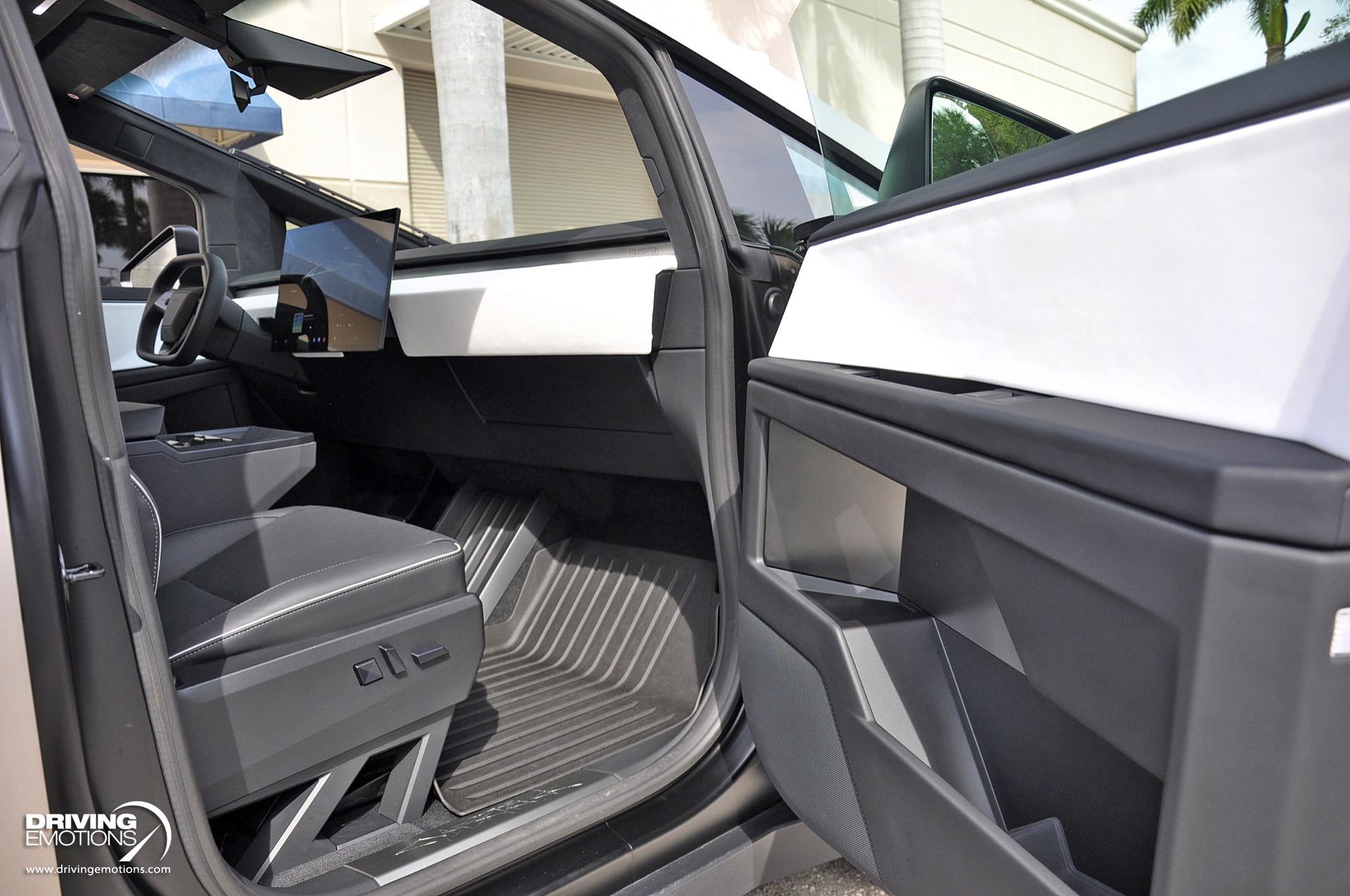 2024 Tesla Cybertruck, 12/20