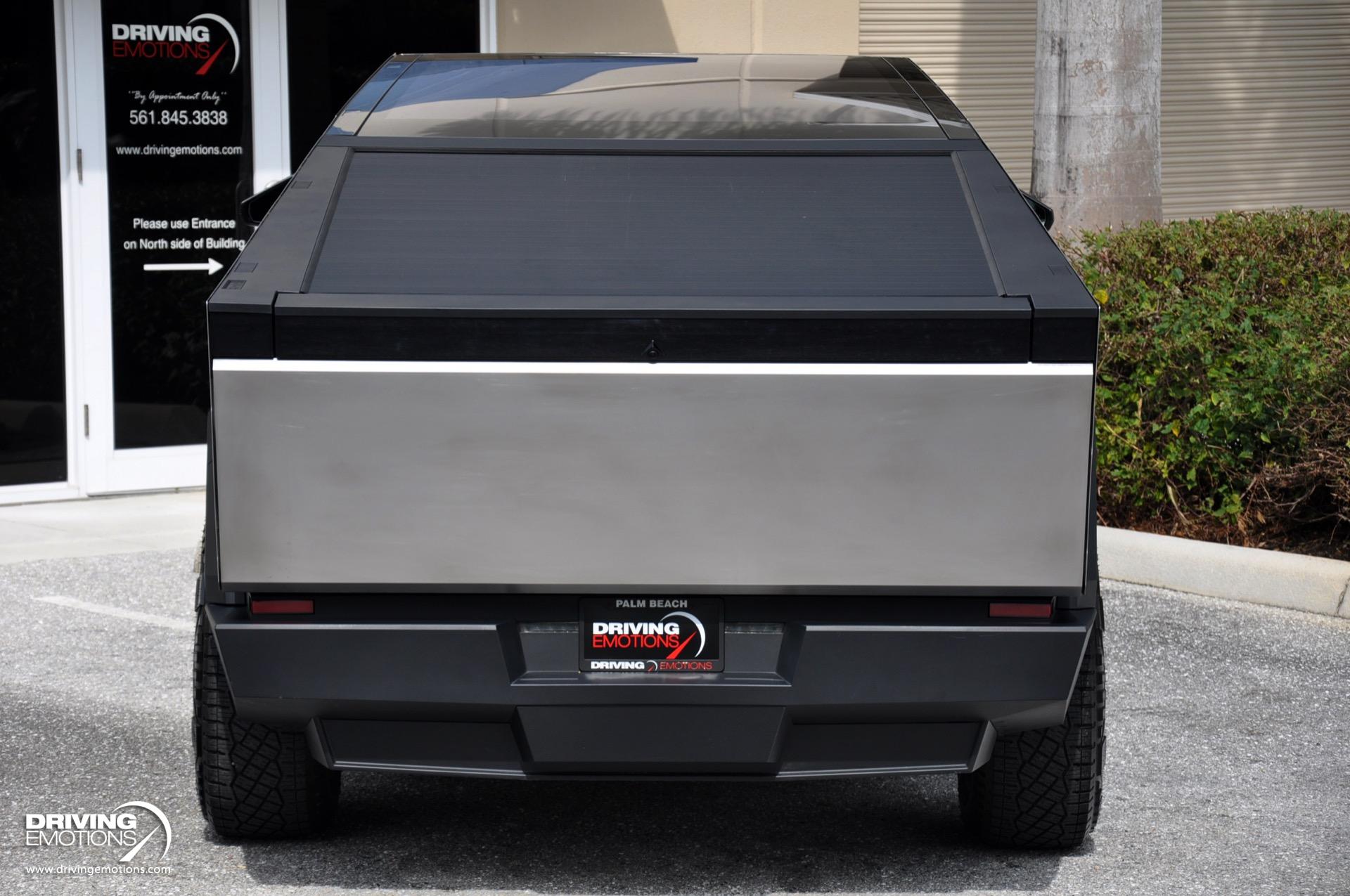 2024 Tesla Cybertruck, 19/20