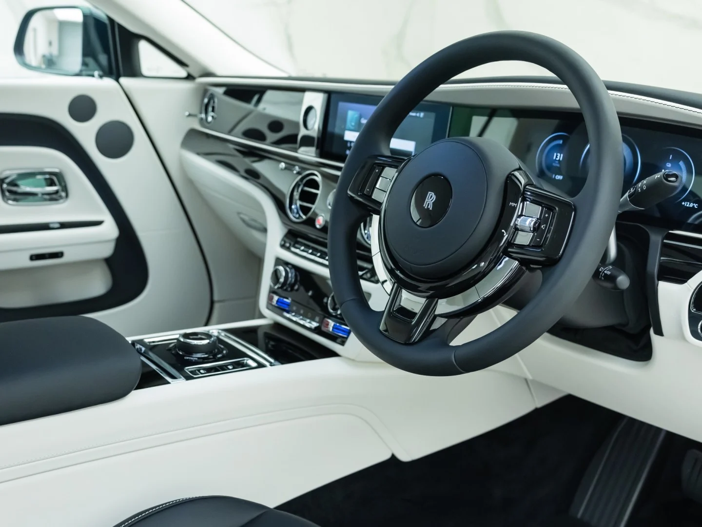 2024 Rolls-Royce Spectre, 10/20
