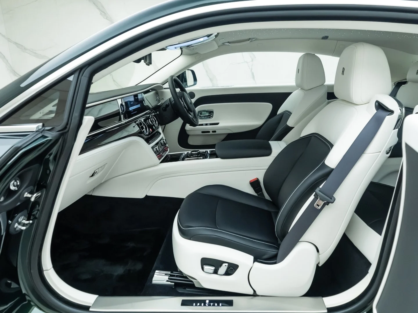 2024 Rolls-Royce Spectre, 16/20