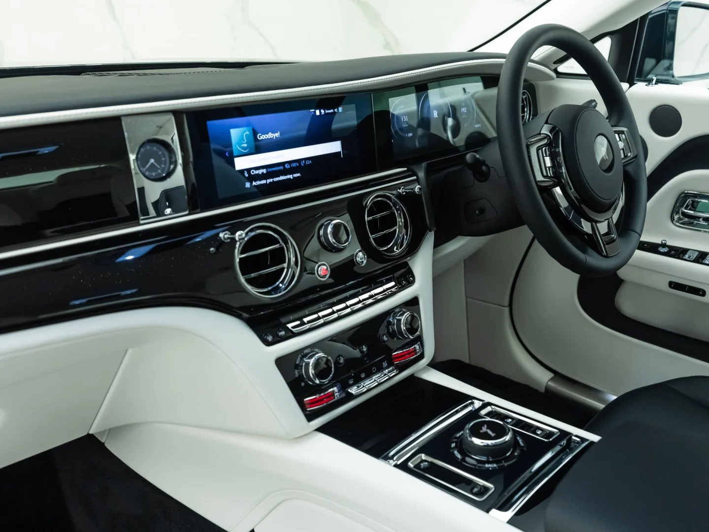 2024 Rolls-Royce Spectre, 17/20