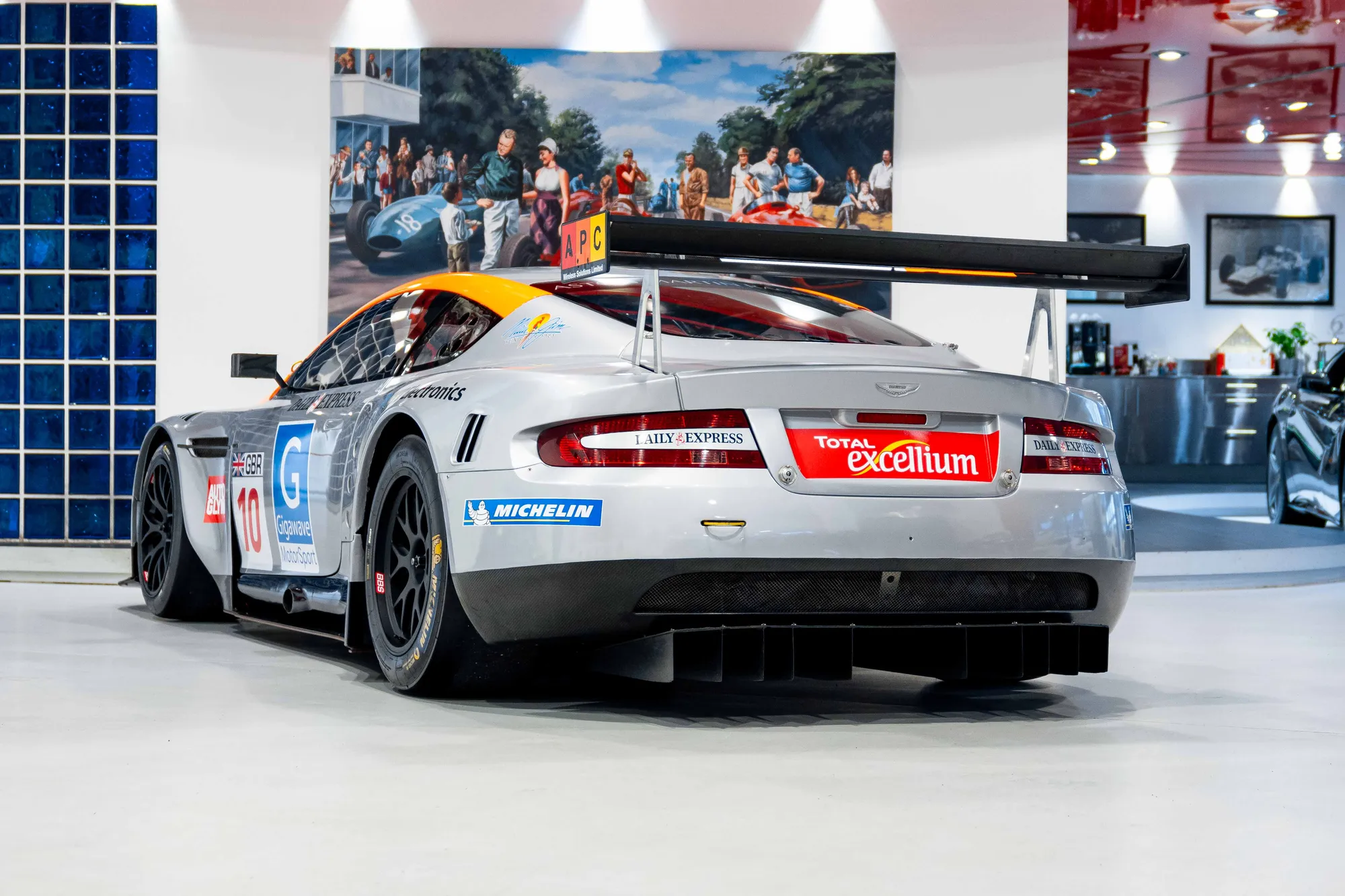 2007 Aston Martin DBR9 GT1, 11/17