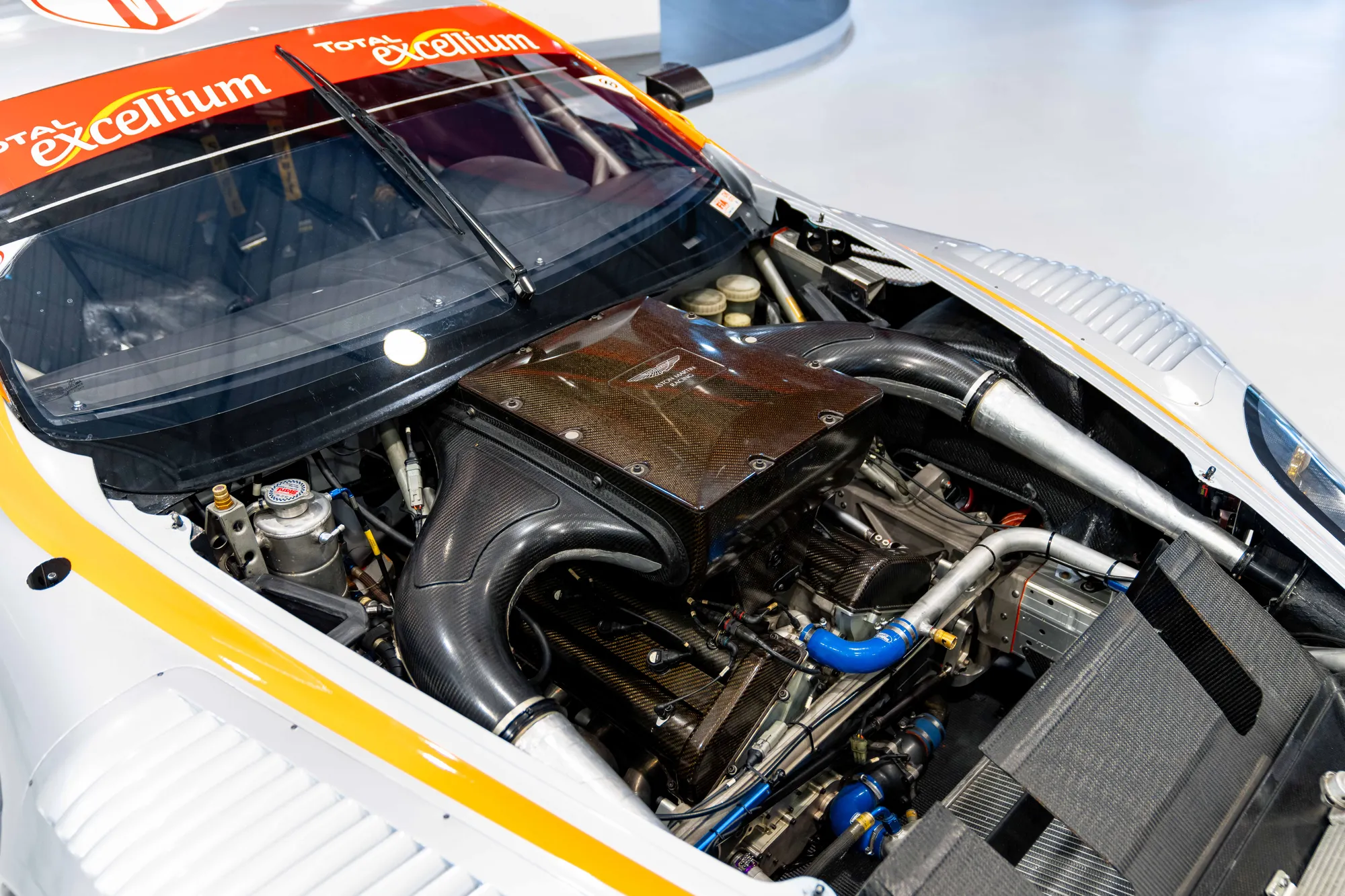 2007 Aston Martin DBR9 GT1, 16/17