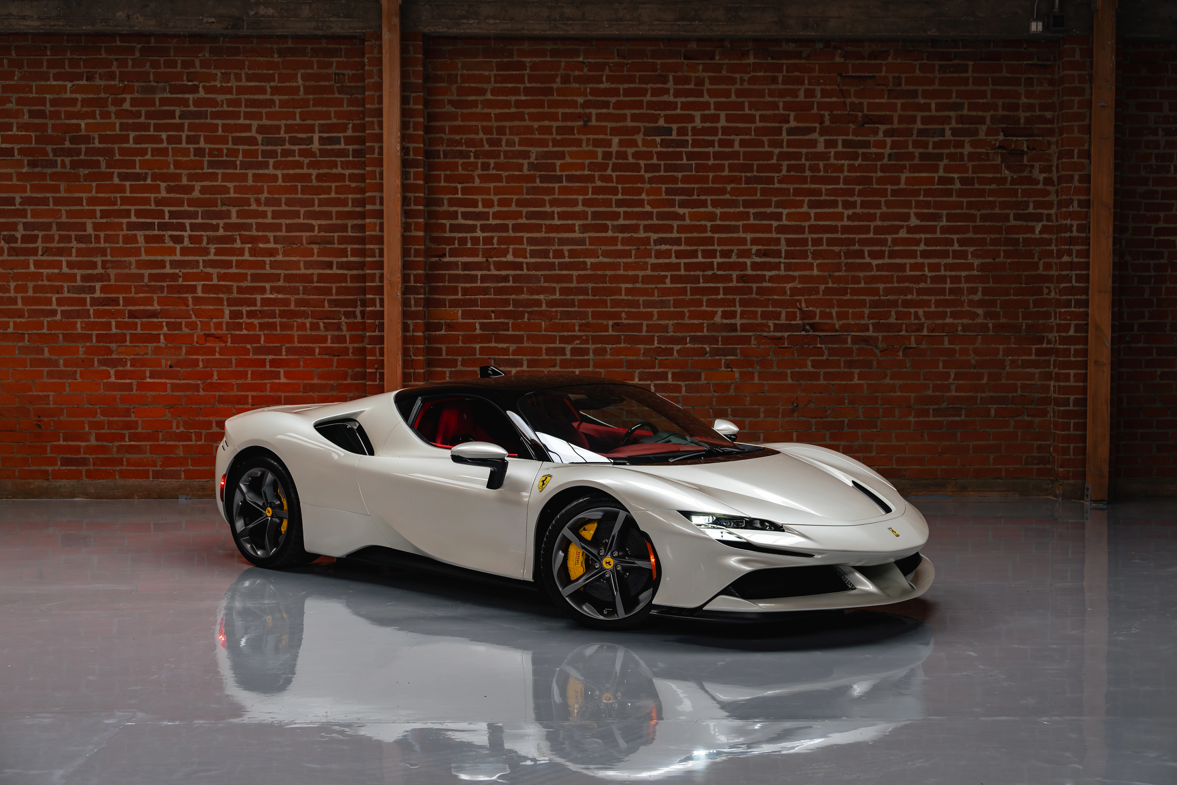 2023 Ferrari SF90 Stradale, 2/37