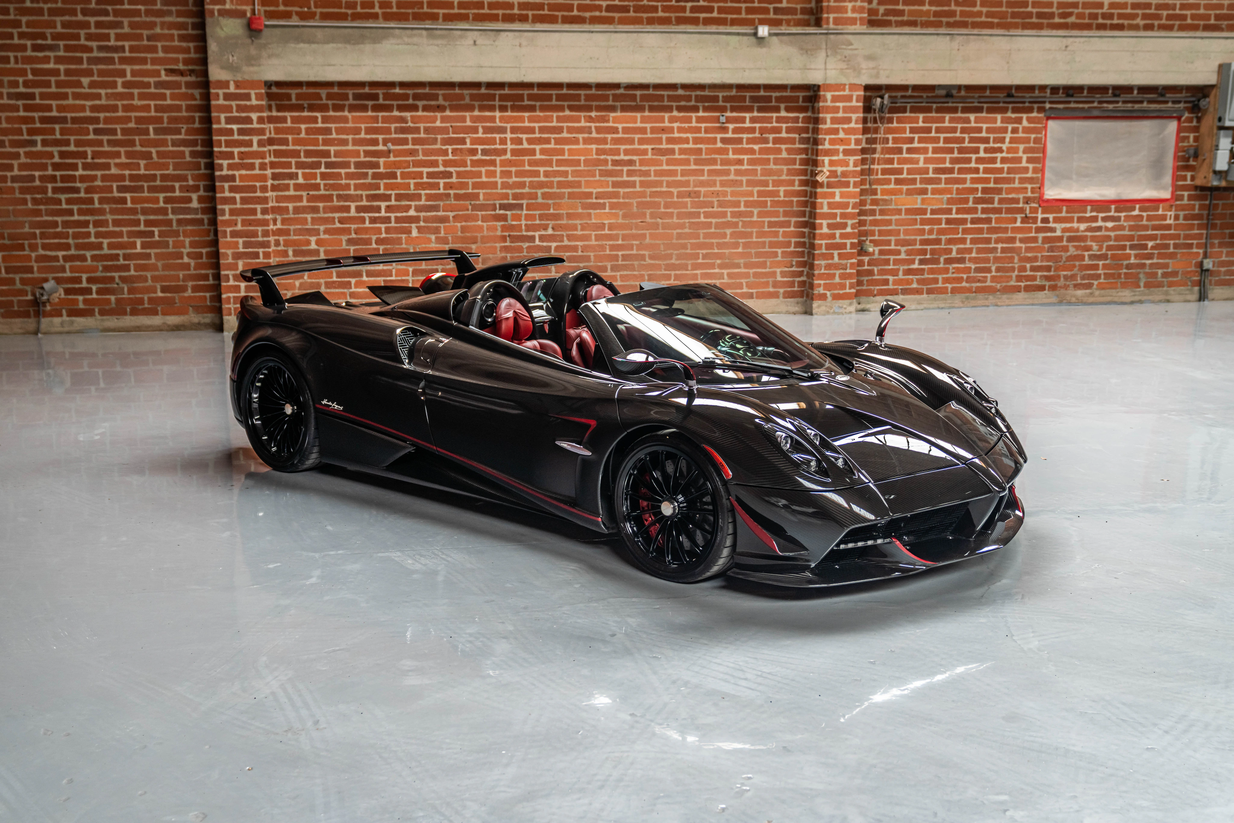2017 Pagani Huayra Roadster, 5/20