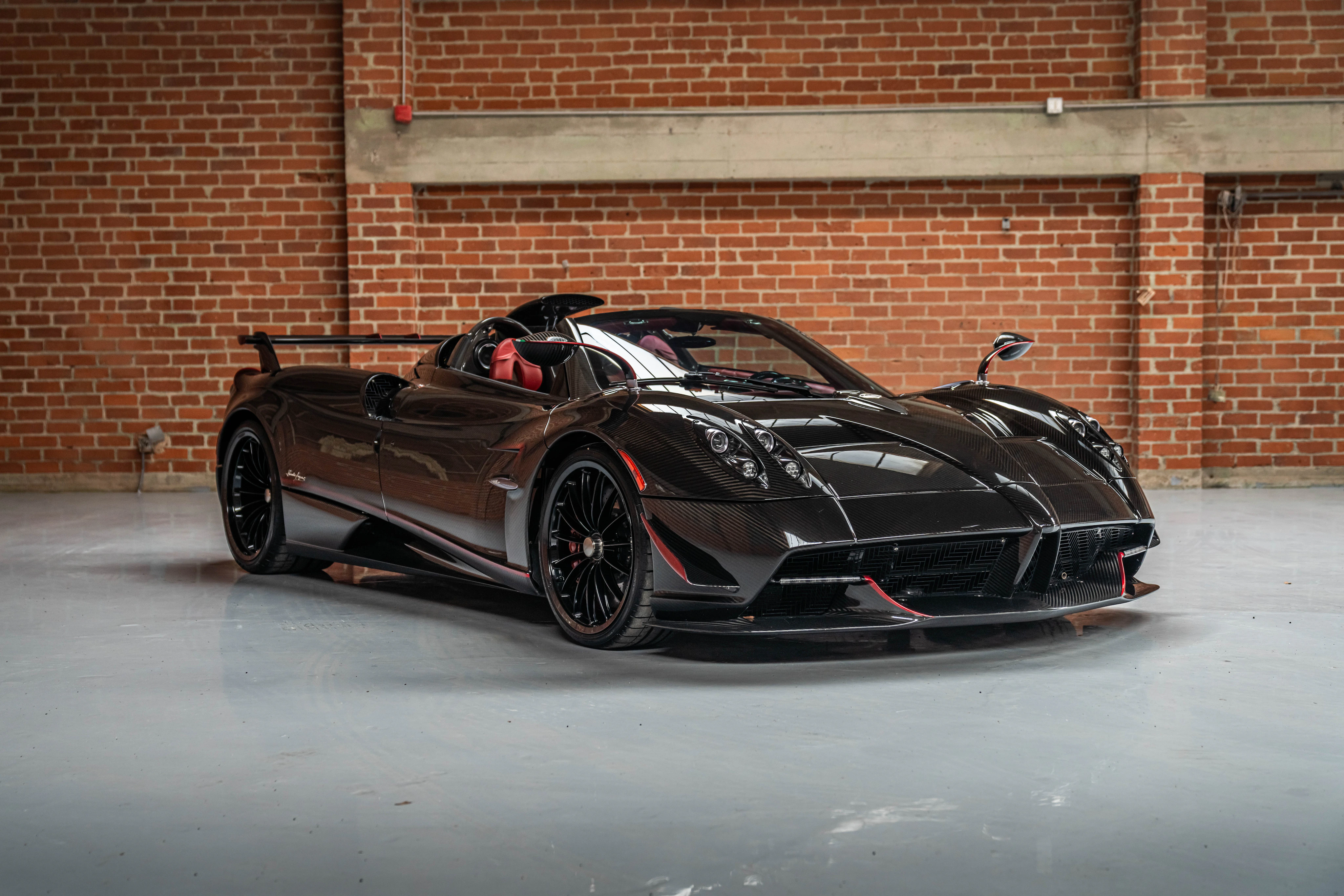 2017 Pagani Huayra Roadster, 6/20