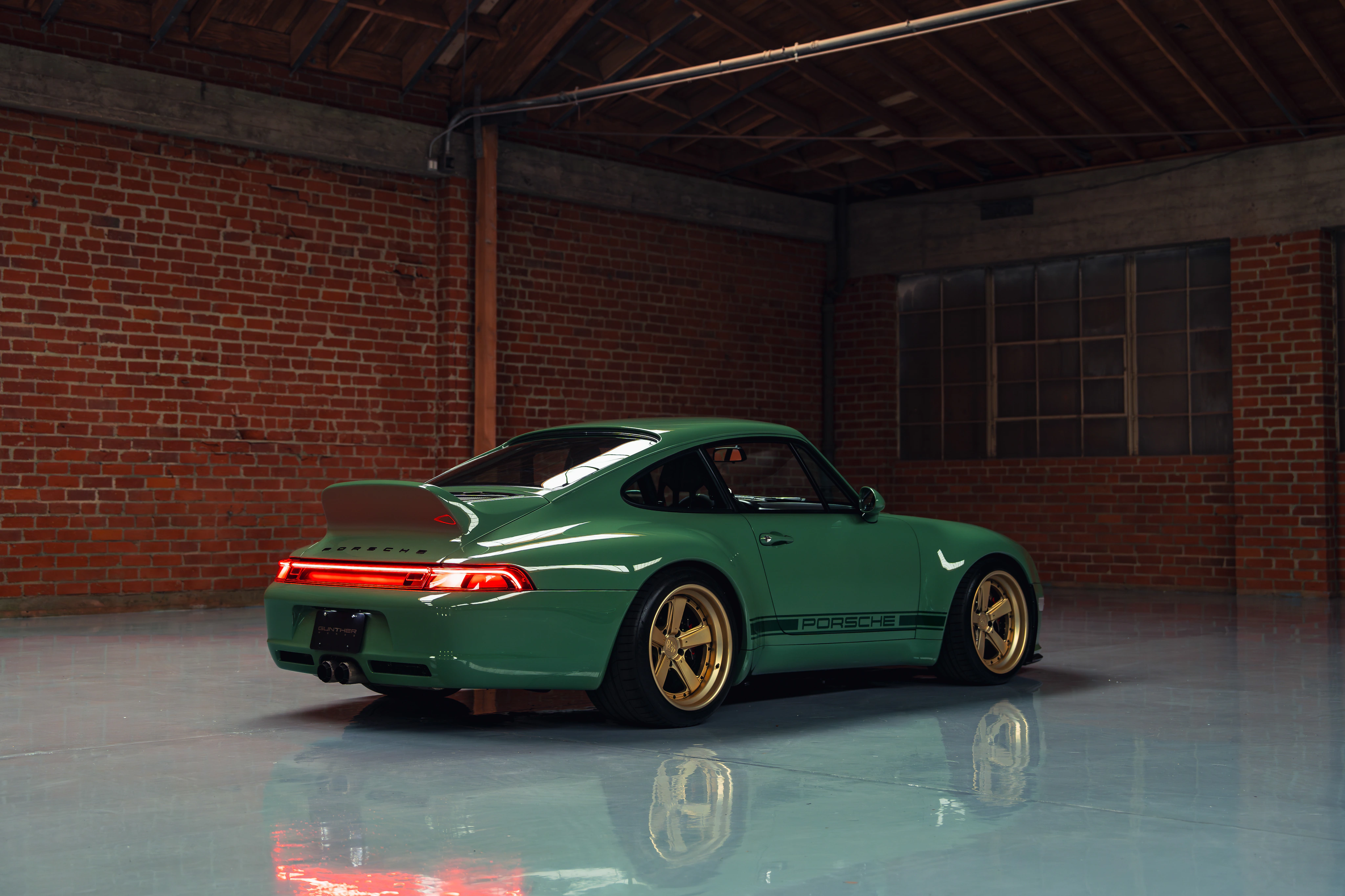 1995 Porsche 911 Gunther Werks, 2/37