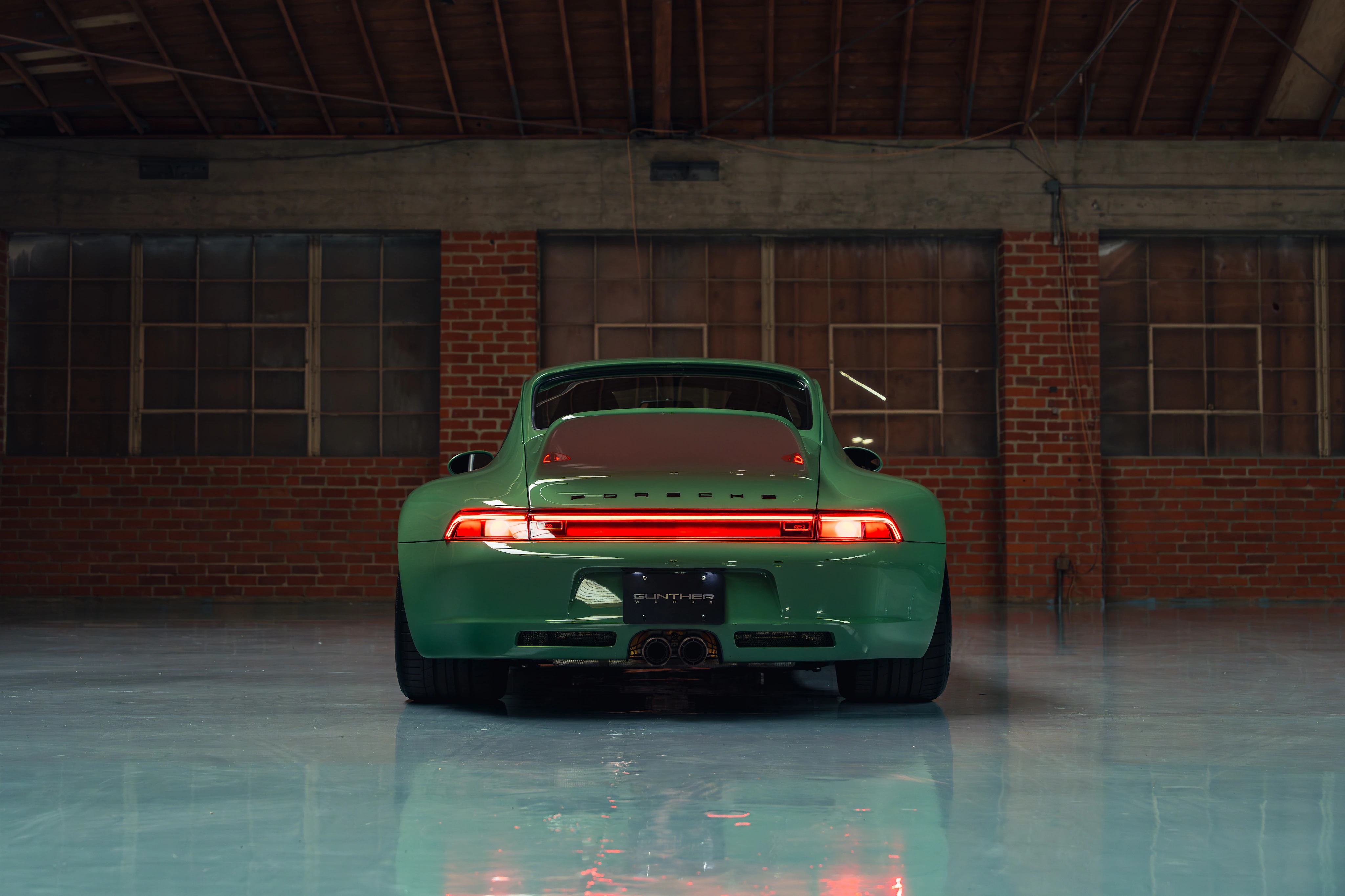 1995 Porsche 911 Gunther Werks, 8/37