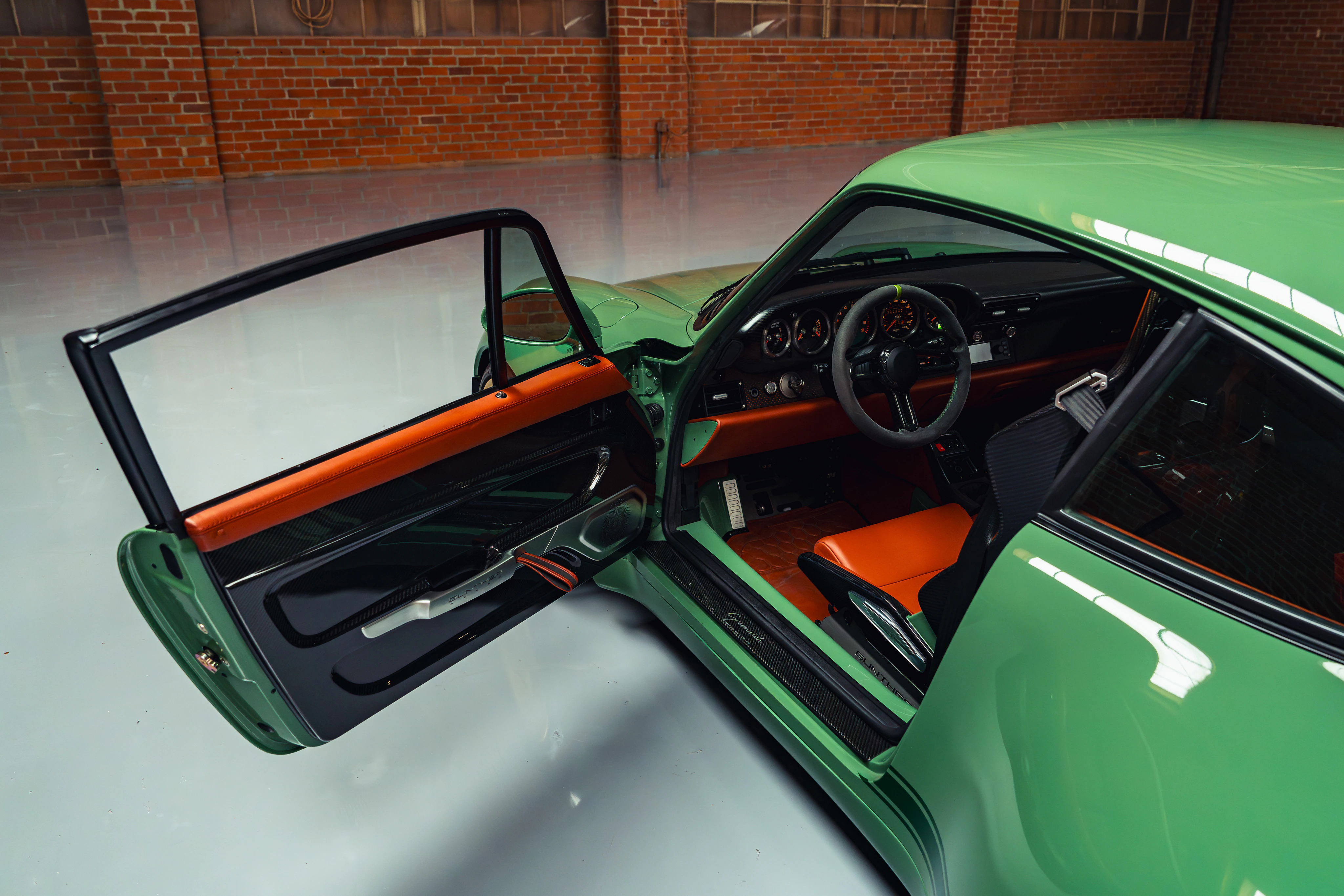 1995 Porsche 911 Gunther Werks, 9/37